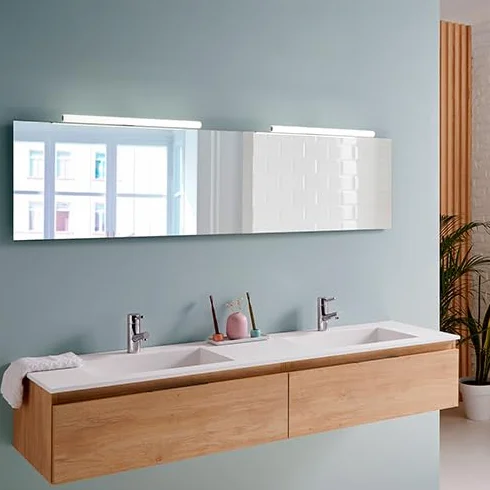Aplique LED Multienganche para Espejo de Baño 80cm 5700K Luz Blanca Fría Astra