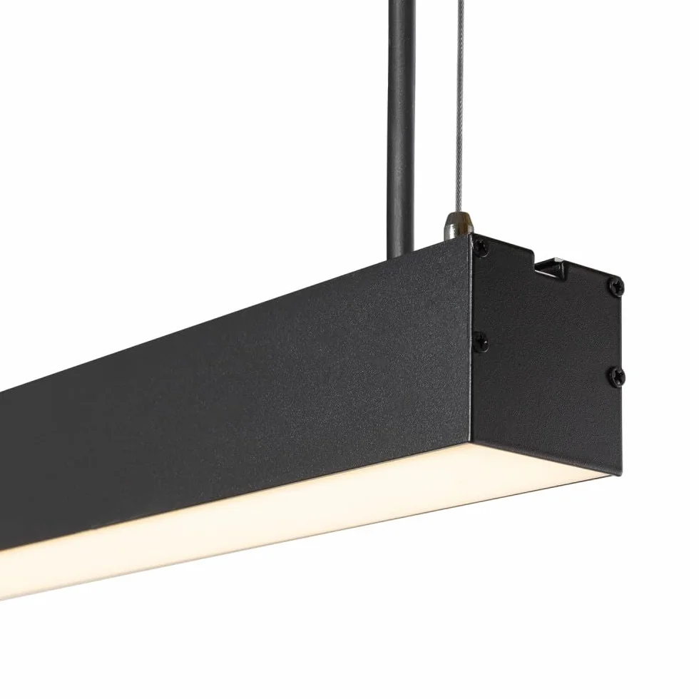 Philips Luminaria Lineal LED 2835 150cm 50W 2700K IP40 Czarny