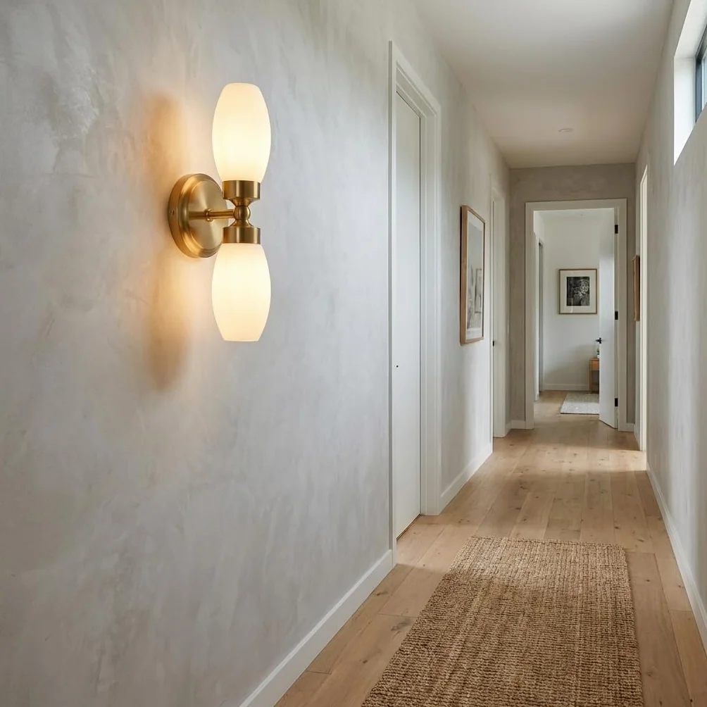 Alpinaluz Aplique de Pared para Baño dos focos E14 Cristal Opal Blanco Metal Dorado IP44