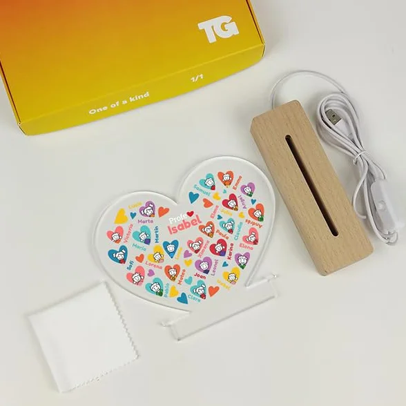 Lámparas Personalizadas Corazones con Muñecos Regalo Original Profesores Decorativa