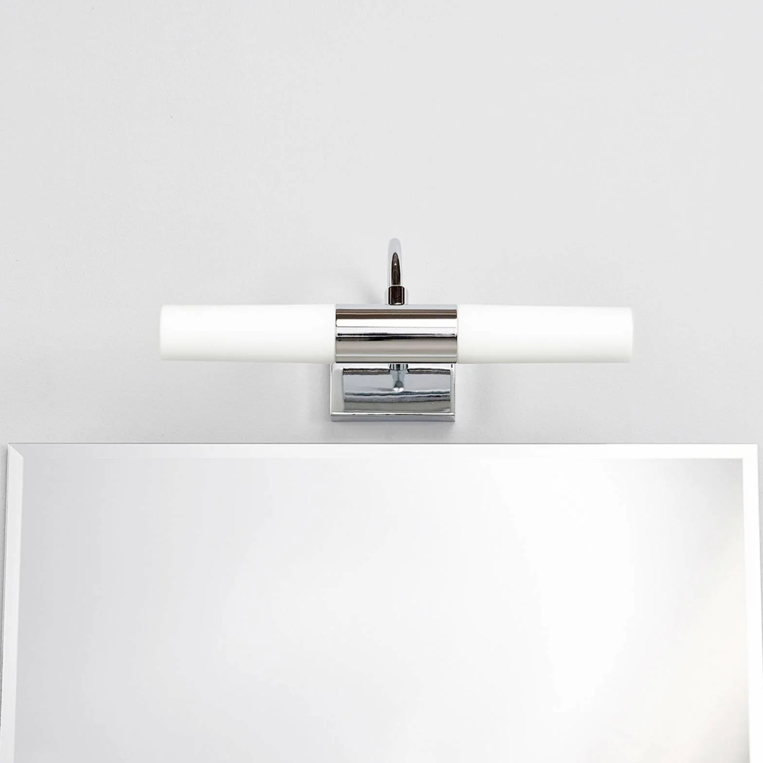 Lindby Lámpara de pared Devran (Moderno) en Plateado hecho Metal e.o. para Cuarto baño (2 llamas, G9) lámparas aplique